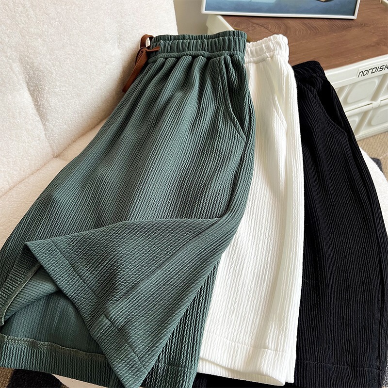 Directly from the Manufacturer: Men's Summer Thin Ice Silk Shorts, Cool-Feeling Five-Point Pants with a Wrinkled Texture, Affordable Basketball Shorts