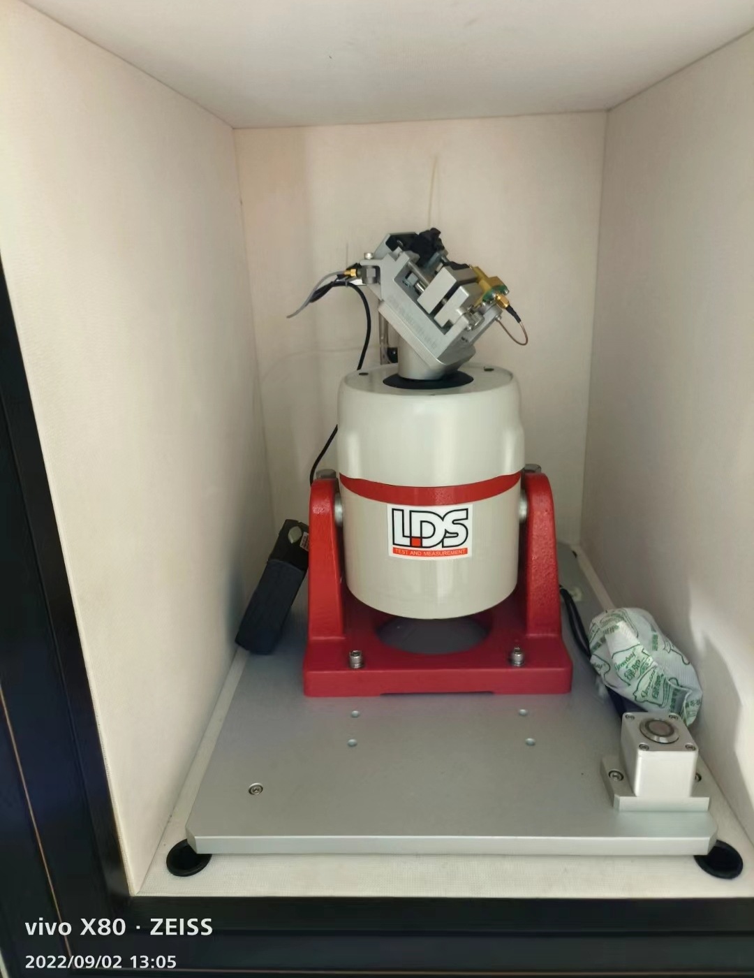 【B&K】丹麦Bruel&Kjaer LDS V408小型振动台含底座 议价