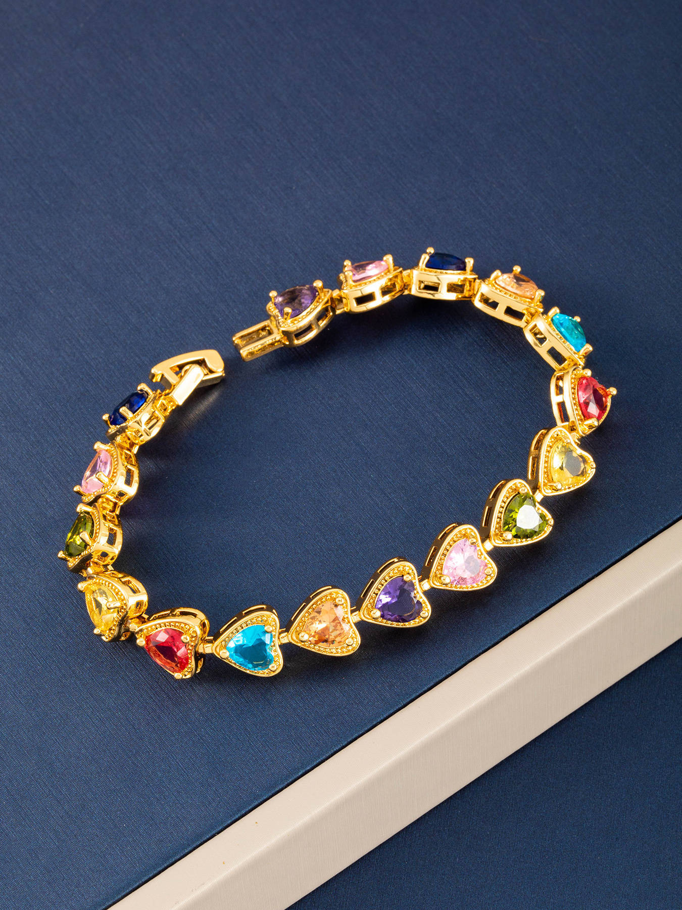 Retro Triangular Colored Crystal Luxury Bracelet Elegant Sophisticated Style Jewelry Accessory_voghion.com