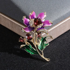 Factory Direct Supply Purple Enamel Flower Brooch Elegant Fashion Plant Series Wedding Party Casual Corsage Wholesale