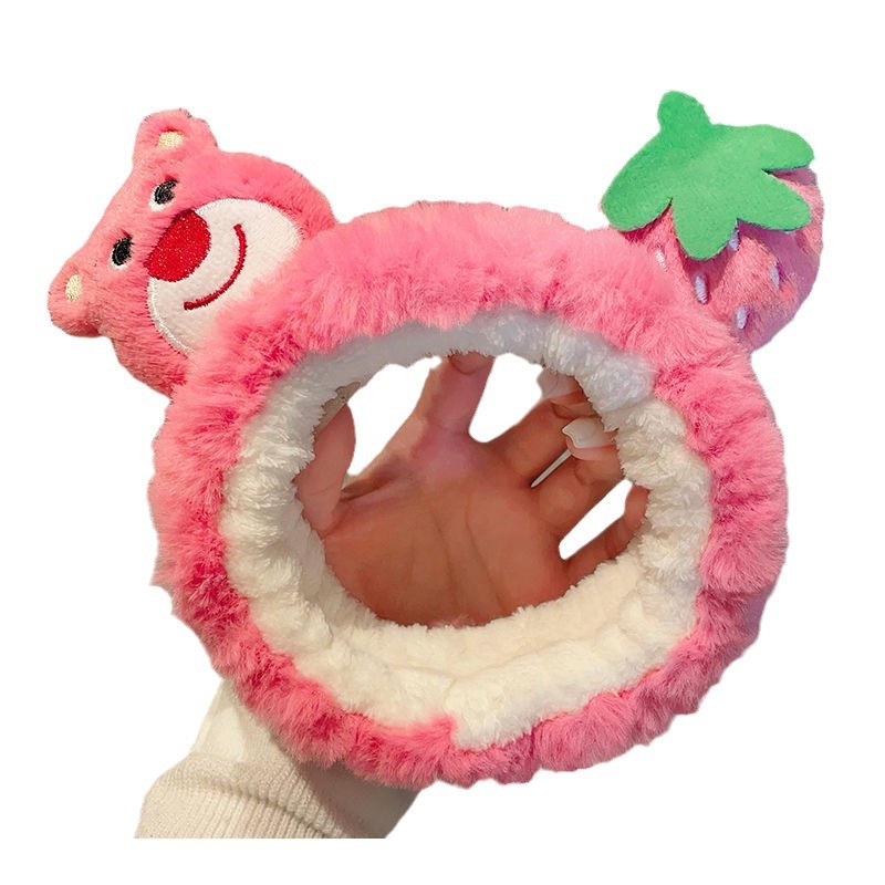 Strawberry Bear Head Band Otoño Invierno Nuevo color de fruta del dragón Band lindos bandas de pelo de peluche lavarse la cara prensar bandas de pelo