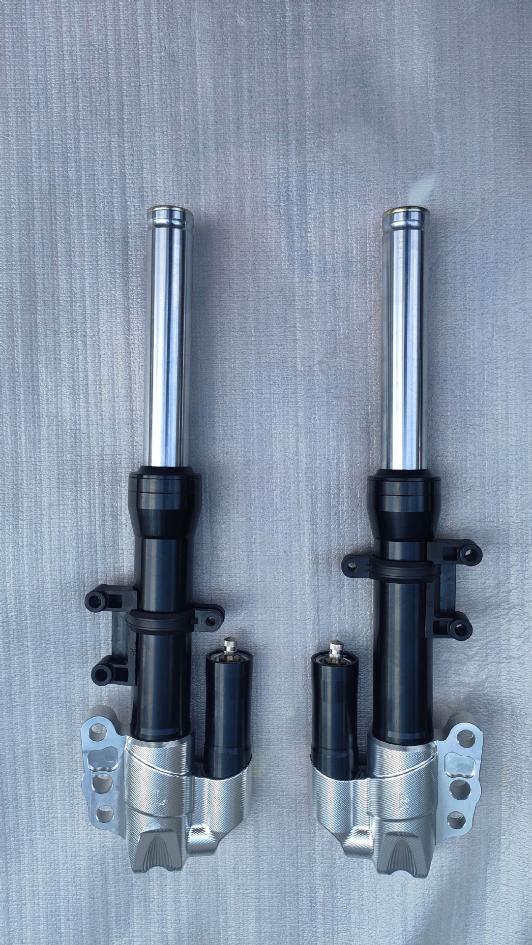 Factory Direct Sales Fast Double Bead 30-Core Front Shock Absorber Competition 340-350-360-380 High-Speed Shock Absorber