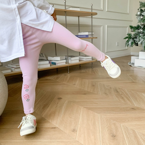 Blood loss~ Spring and Autumn Girls' Cotton Flocked Leggings for Outside Wear, Children's Sweet Printed Tight Base Leggings Wholesale