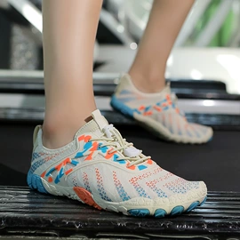 溯溪鞋;徒步鞋;攀岩鞋