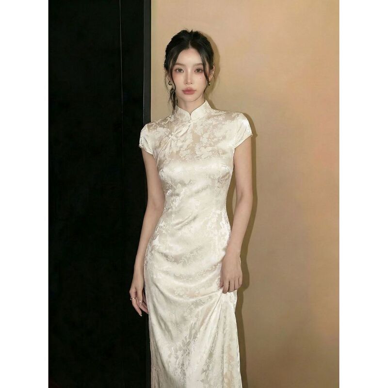 New Chinese-Style White Engagement Dress for Women, Suitable for Everyday Wear, Mid-Length Retro-Style Daily Wear with a High-End Feel, Qipao Dress New Chinese-Style White Engagement Dress for Women, Suitable for Everyday Wear, Mid-Length Retro-Style Daily Wear with a High-End Feel, Qipao Dress