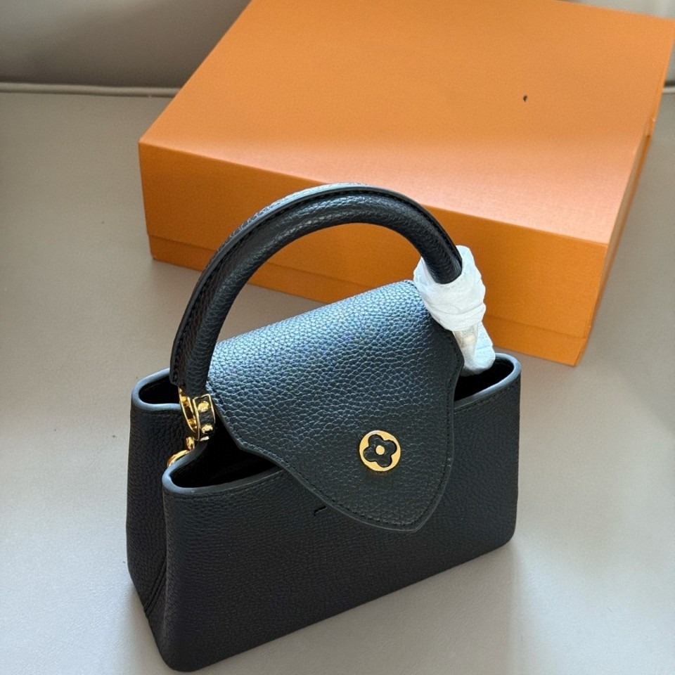 Nuevo modelo de bolso LV Capucines, hecho de cuero Taurillon de grano completo, se puede usar como bolso de mano o bandolera.