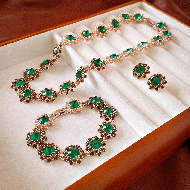 Medieval vintage diamond flower buckle bracelet