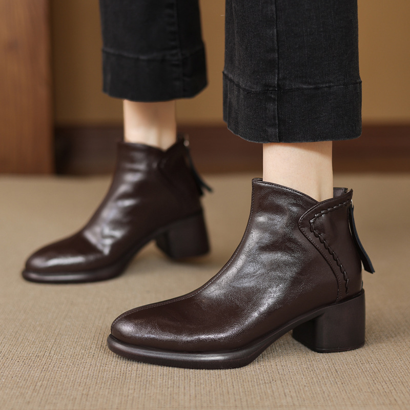 保暖加厚纯羊毛牛皮切尔西靴2025冬粗中跟圆头真皮羊羔毛毛短靴女