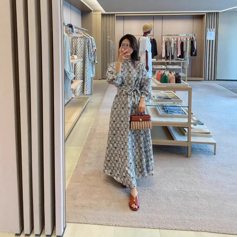 Shenzhen Nanyou Old Money Style Lp Silk Electric Spun Three-Quarter Sleeve Loose Dress Vacation Style Cross-Border Long Dress