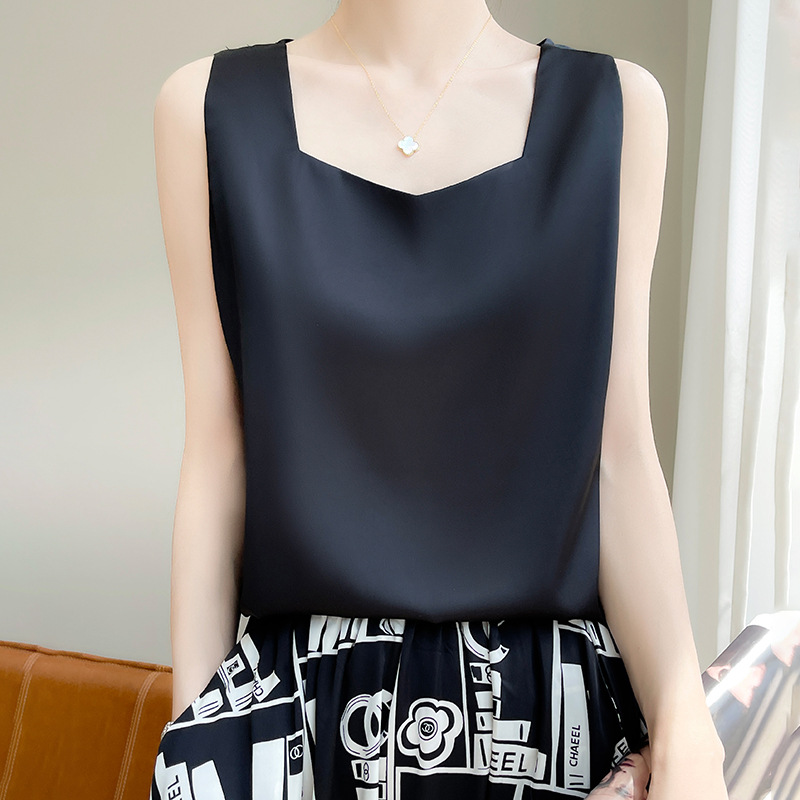 Wholesale Spring and Summer New Women's V-Neck Satin Slip Dress with No Sleeve Camisole Top