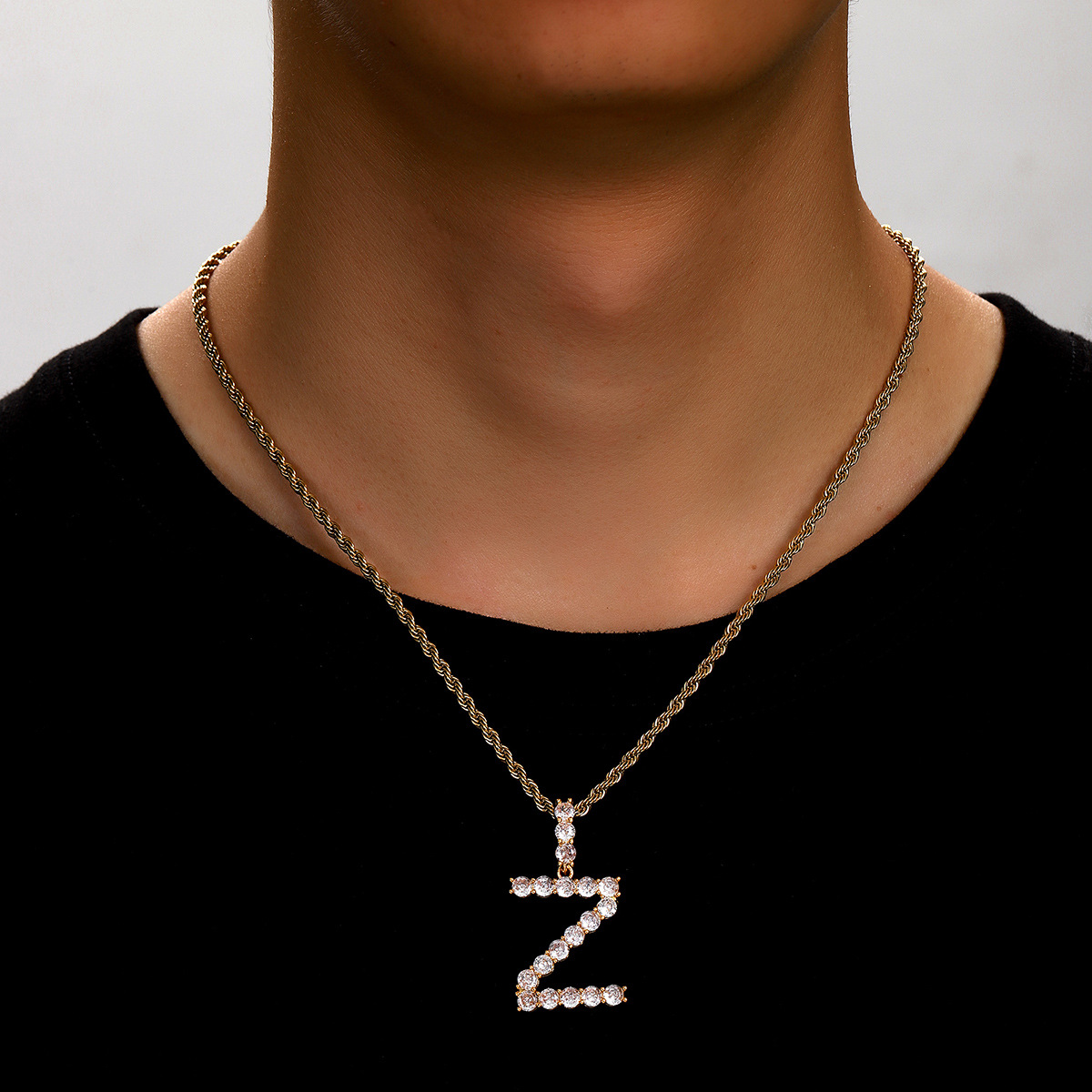 Moda cross-border rock hip-hop punk zircon cursiva colgante al por mayor personalidad de joyería de alta humedad