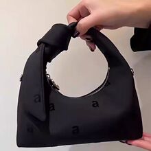 ��ĸa��ֲ�q�����Y�h��朗l2024�ﶬ�¿�����б㮔С����Ӱ�