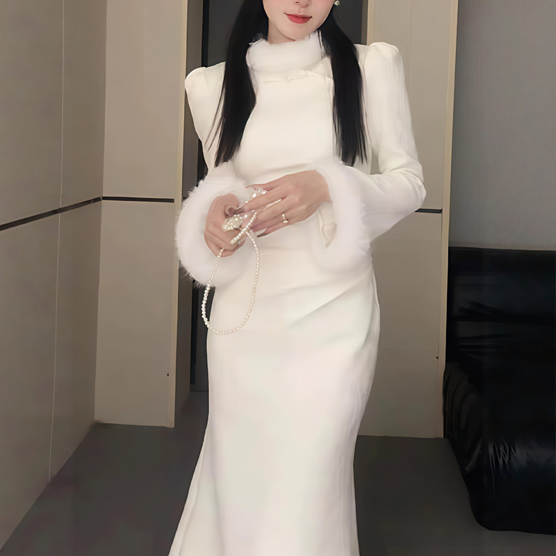 New Chinese Style Cheongsam Dress for Women 2025 Autumn and Winter High-End Velvet Thickeneded Inner Bottoming Long Skirt