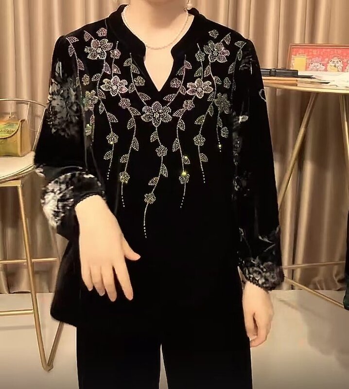 一件代发直播爆款2025秋季新款是丝绒长袖妈妈装打底衫上衣|undefined