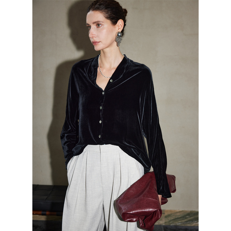 Silk Velvet Shirt for Women 2026 Autumn and Winter, Can Be Worn Inside or Outside, V-Neck, Solid Color, Long-Sleeved, Casual, Versatile Mulberry Silk Top