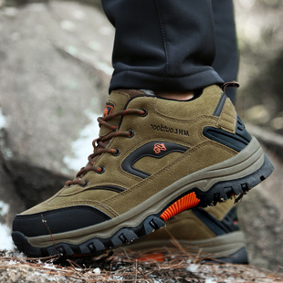 Plus size fleece-lined hiking shoes men and women winter outdoor sneaker warm cotton shoes waterproof hiking shoes in stock wholesale
