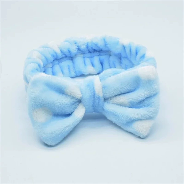 Blue and white wave point