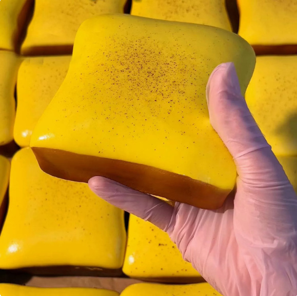 Pequeño dragón de leche no está satisfecho con el gas pellizco pellizco Le rebote lento juguete descompresión artefacto de ventilación red rojo pellizco lindo divertido al por mayor image 27