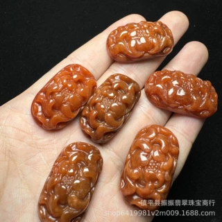 翡翠红翡牡丹花手牌配饰批发 diy玉石饰品手链项链上下孔璎珞配件