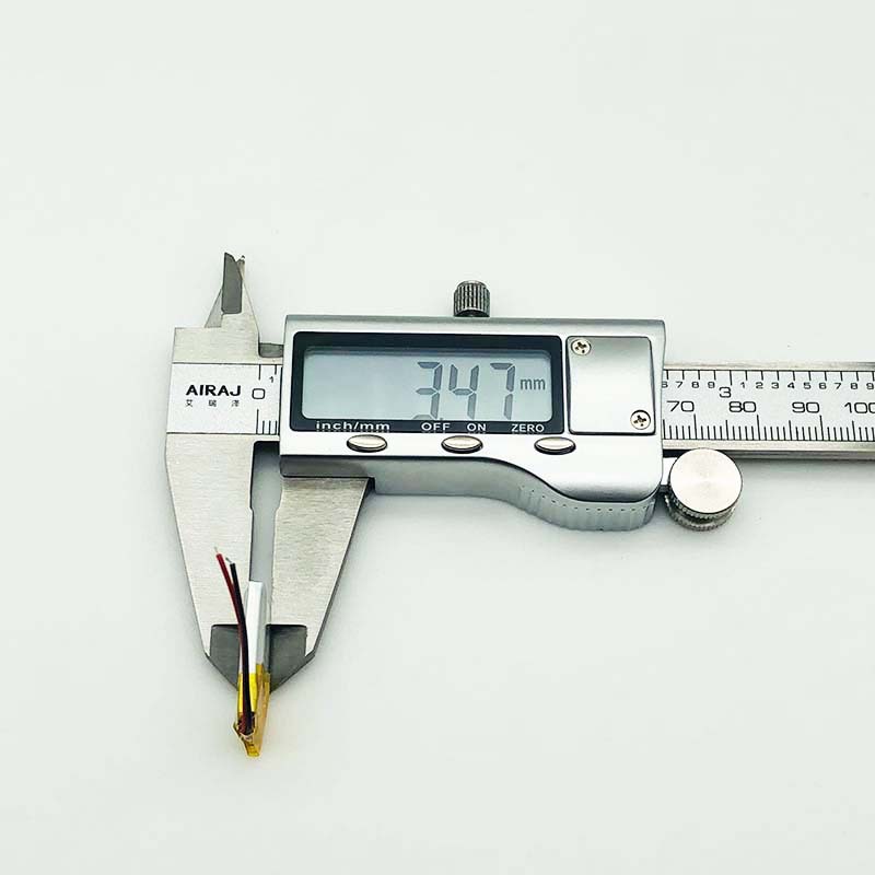 3.7V polymer lithium battery 401 520 100mAh applicable Bluetooth headset selfie stick Smart Lock GPS