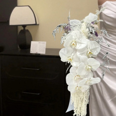 仿真花手捧花北欧ins 蝴蝶兰婚纱婚礼拍照道具高级塑料瀑布假花束
