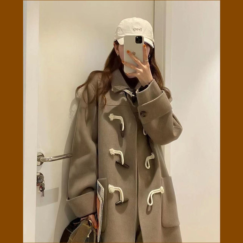 Horn Button Woolen Outwear for Women 2023 Winter New Style Mid-Length Elegant Versatile Woolen Outwear for Small People