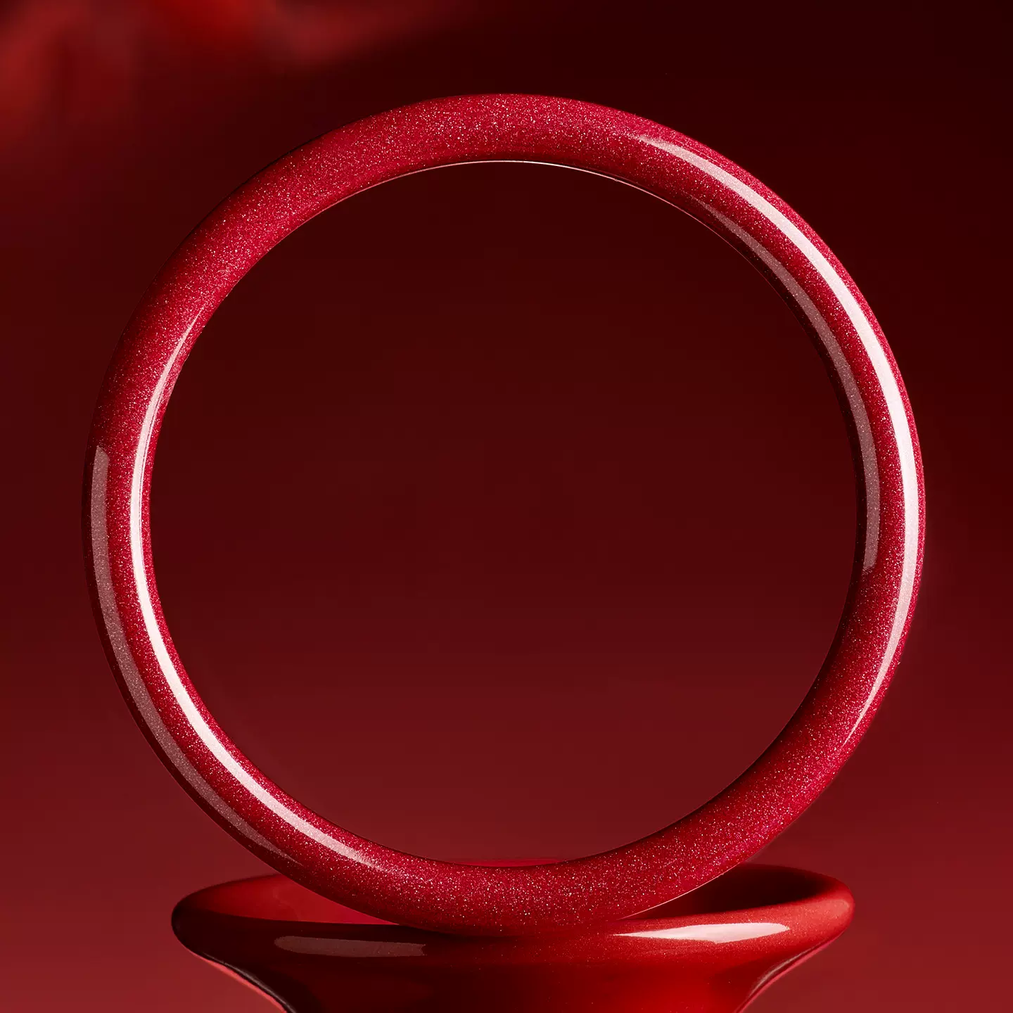 批发天然高含量朱砂紫金砂帝王红砂手镯素圈心经本命年女士款镯子