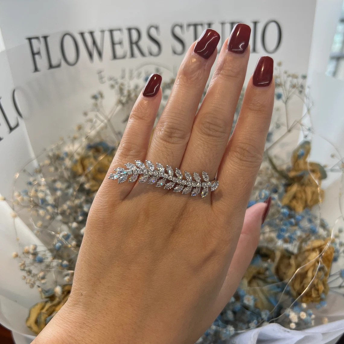 Comercio exterior venta caliente pulsera de zircón de hoja alta sensación de apertura pulsera temperamento accesorios pulsera mujer