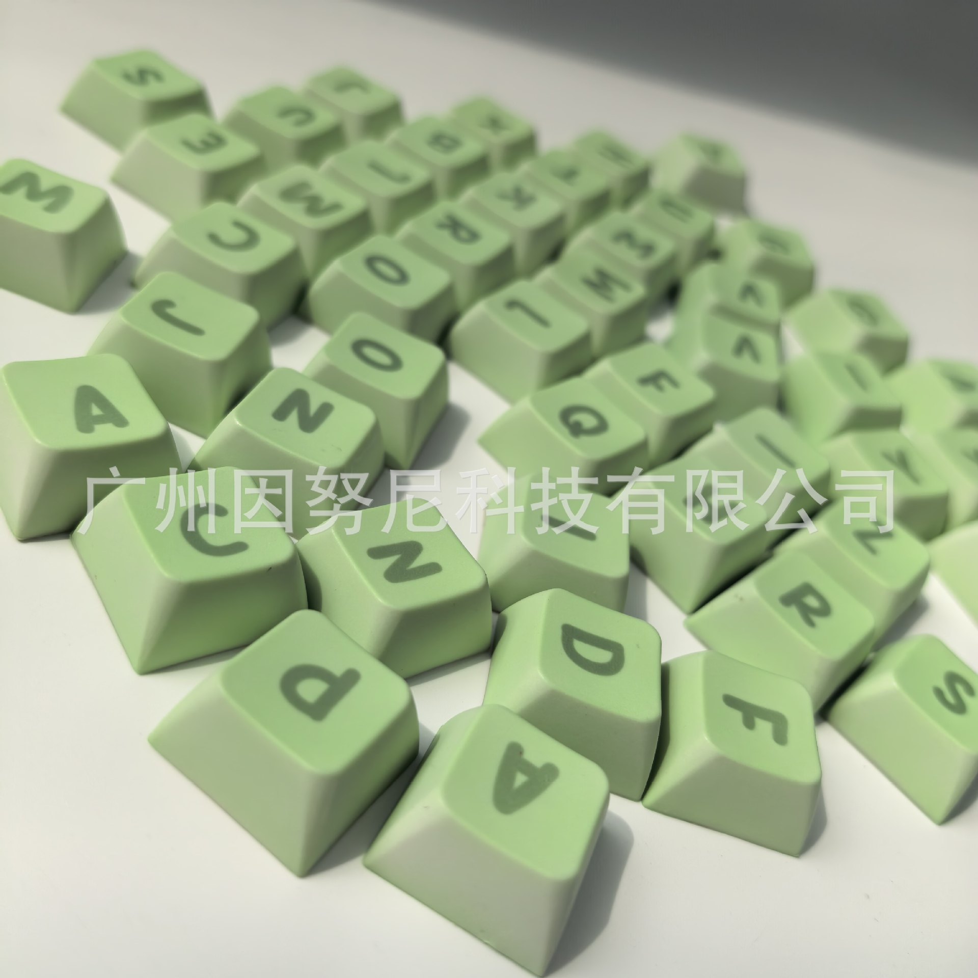 来图客制五面热升华加厚PBT键帽机械键盘解压按键玩具钥匙扣挂件