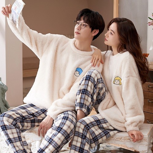 Couple's Winter and Autumn Thick Warm Plush Coral Fleece Women's Cartoon Winter Fleece Men's Home Suit Set