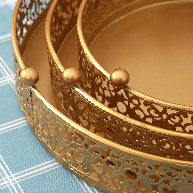 Creativo estilo europeo oro hueco estante de pastel de boda props mesa de postres decoración de postres tienda de postres refrigerio combinación de estante de pastel