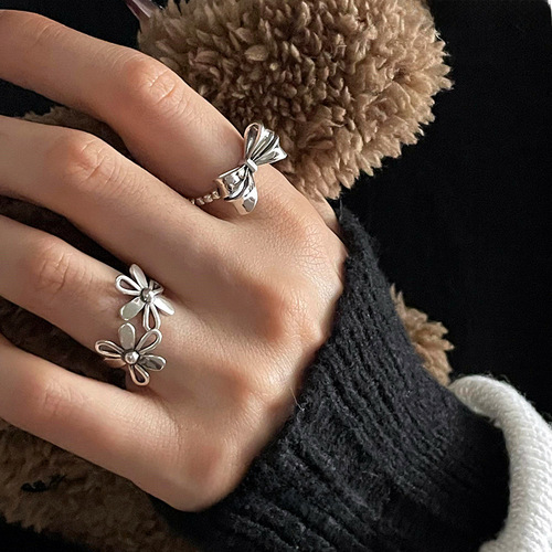 Hollowed Flower Butterfly Knot Ring for Women, Retro Fashion S925 Silver, Elegant and Sweet Open Finger Ring, Suitable for Index Finger, Inspired by Instagram