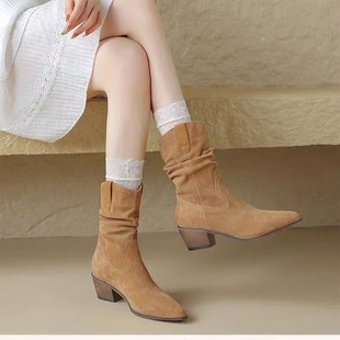 Cross-Border Large Size Women's Boots Pointed Toe Wrinkled Short Boots Women's Spring & Fall New British Style Mid-Heeled Women's Boots 41-43 Export