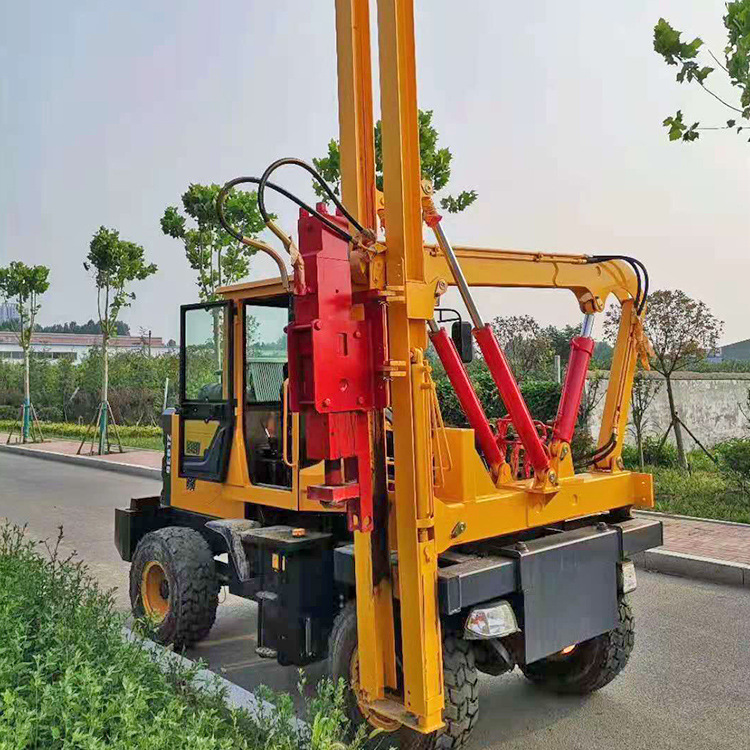 鼎东  护栏打桩机  高速公路护栏打桩机 四轮护栏打桩机