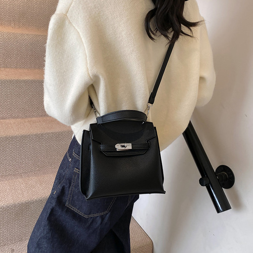 Ladies' Retro Daily Commute Versatile High-Quality Texture Kelly Handbag with Large Capacity Crossbody Bag