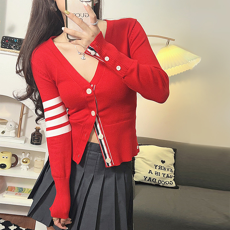Tb Red Atmospheric Cardigan for Women 2025 Spring and Autumn New Sweater Knitted Women's Zodiac Year Christmas Short Coat Tb Red Atmospheric Cardigan for Women 2025 Spring and Autumn New Sweater Knitted Women's Zodiac Year Christmas Short Coat