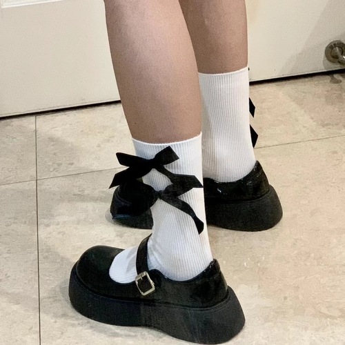 Lolita black bow socks for women in spring and summer Korean style all-match sweet jk mid-calf socks with small leather shoes princess socks