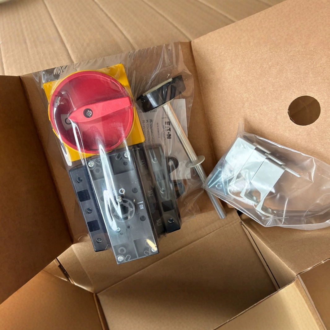 ETN伊顿EATON 隔离开关P5-160-V/SVB 3P 160A带门锁断电开门机构