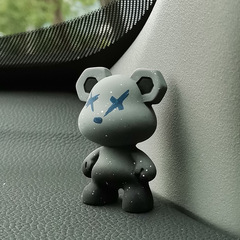 車內飾品擺件2023新款可愛卡通車上車載汽車擺件用品裝飾大全男生