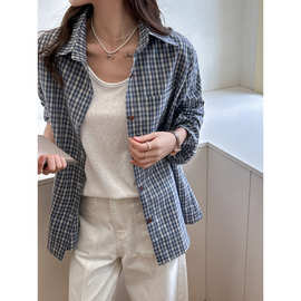 韩系蓝色格子衬衫外套女装冬季2026新款法式复古条纹长袖内搭衬衣