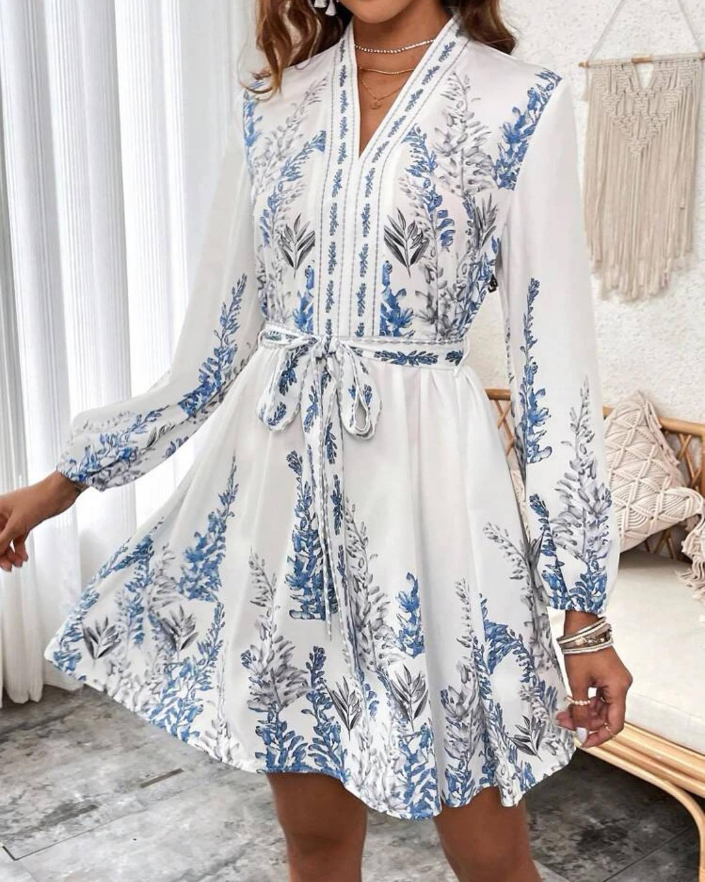 Cross-border European And American 2025 Spring New Women's Fashion V-neck Long-sleeve Bohemian Printed Dress_ecoleips.com