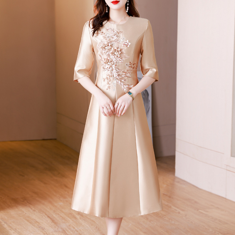 blx9569年轻喜婆婆婚宴装敬酒晚礼服2025秋季重工刺绣亮片连衣裙|undefined