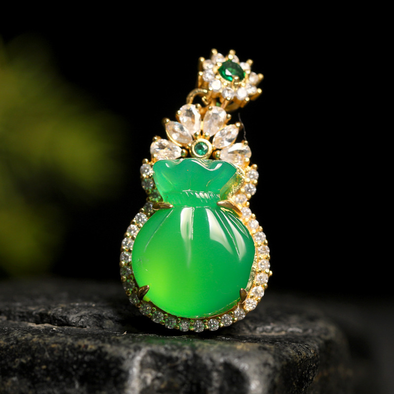 智贝详情图_6玉髓吊坠玉髓镶嵌观音佛吊坠古法金镶嵌款925吊