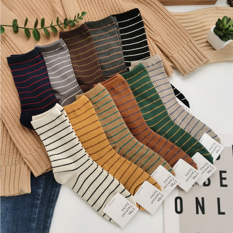 [In stock] Korean women's mid-calf socks with striped pattern, etna autumn/winter new cotton socks, stable supply from Dongdaemun