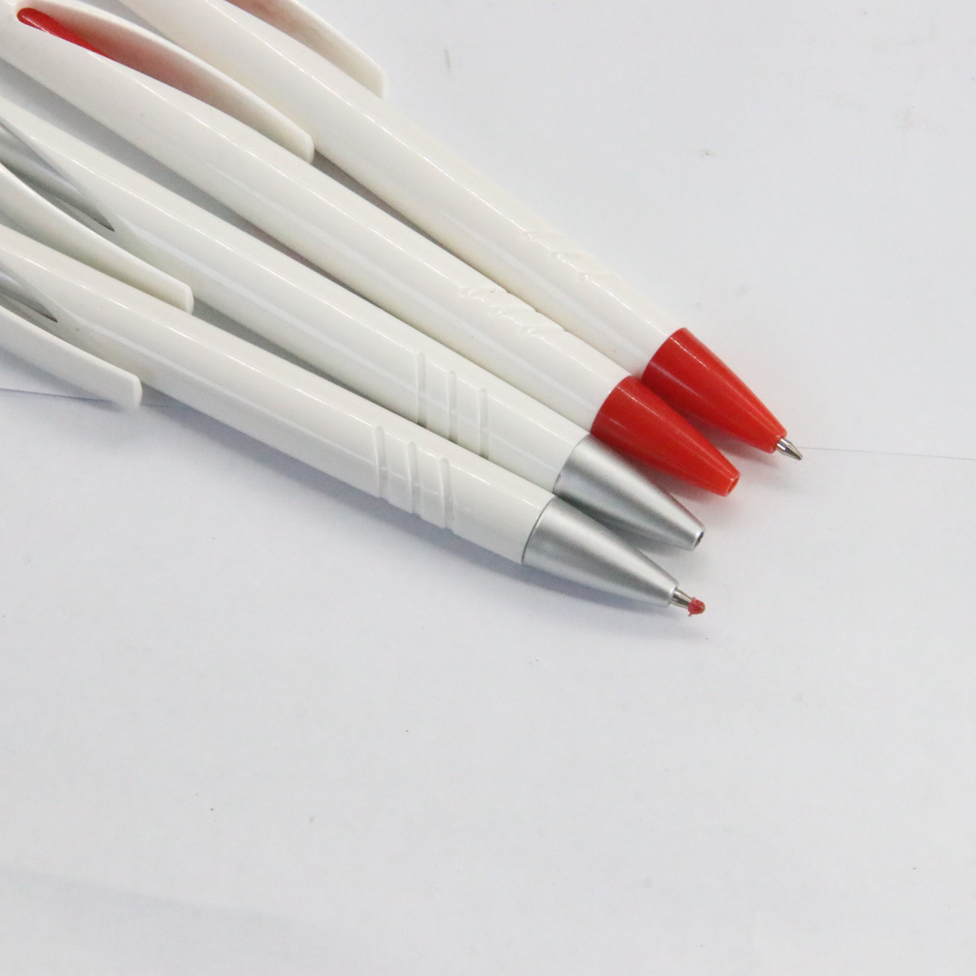 Presione bolígrafo para hacer logotipo bolígrafo publicitario bolígrafo hotel portátil bolígrafo de reunión de negocios