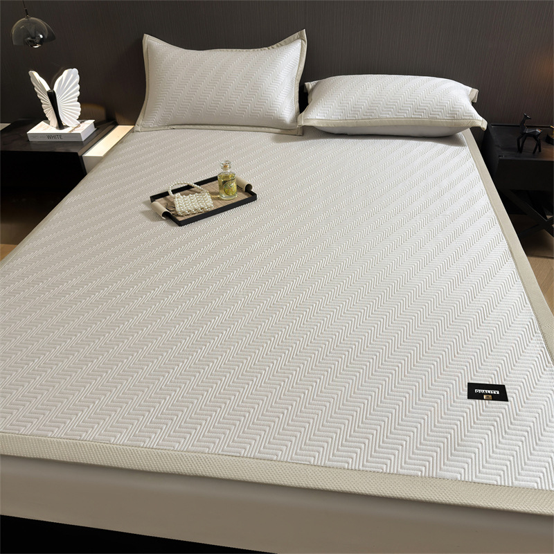 Class a High-Weight Sandwich Composite Polyethylene Jacquard Ice Bean Cooling Mat Bed Sheet Ice Stripe Twill Cooling Mat Three-Piece Set