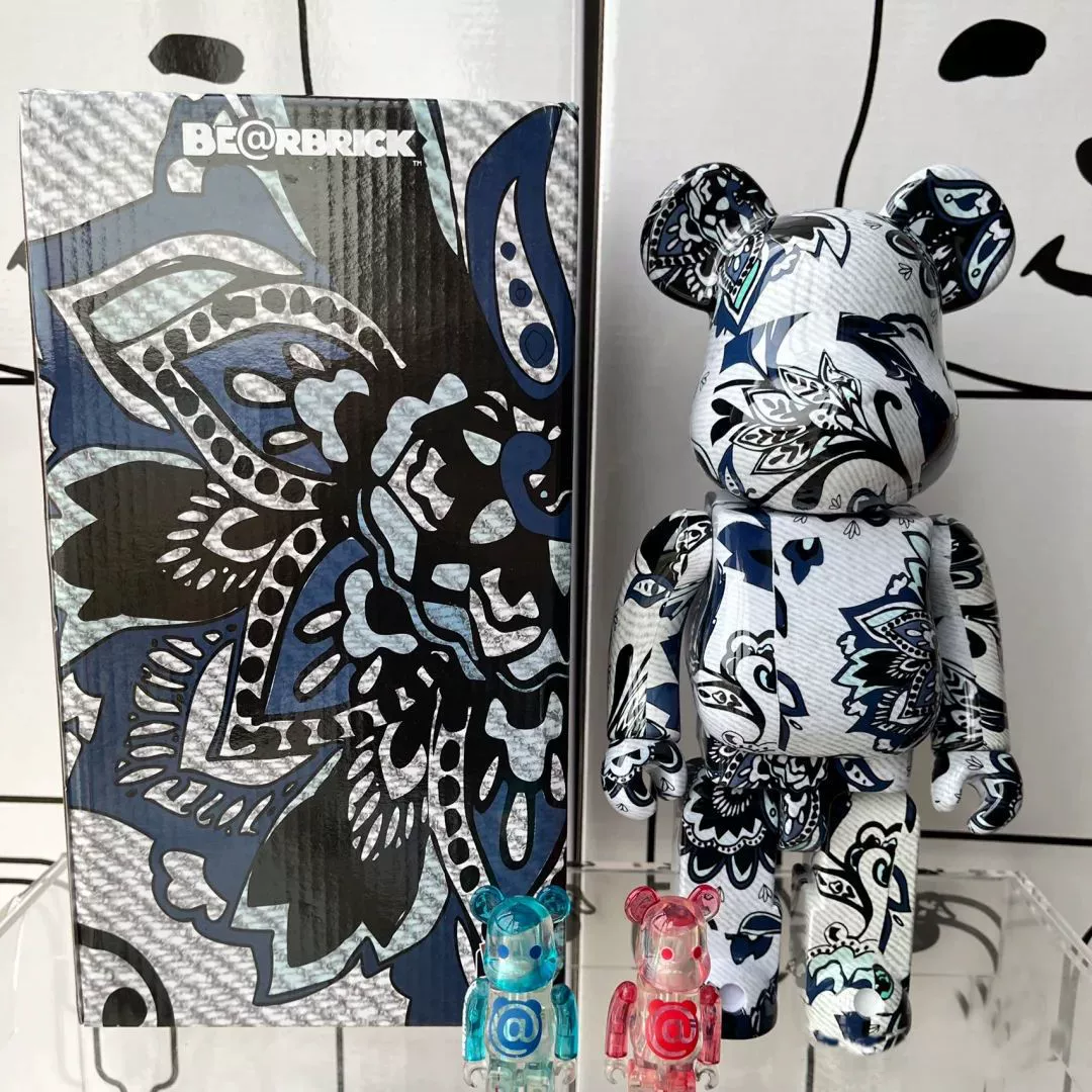 Bearbrick Violent Bear 1000%Plating Tide Playing Bear Hand -Office Toys Home Locker Ladder Van Gogh Qianqiu