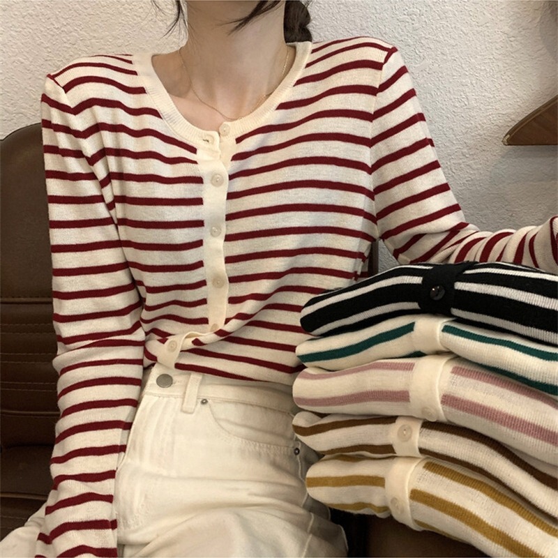 Cardigan Knitted Jacket for Women 2026 New Autumn and Winter Korean Style Slimming Loose V-Neck Top Cashmere Striped Sweater Cardigan Knitted Jacket for Women 2026 New Autumn and Winter Korean Style Slimming Loose V-Neck Top Cashmere Striped Sweater