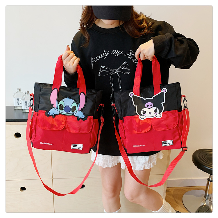 A new, versatile, large-capacity single-shoulder crossbody bag with a cute and girlish heart for student tutoring in the Korean version of Instagram details Picture