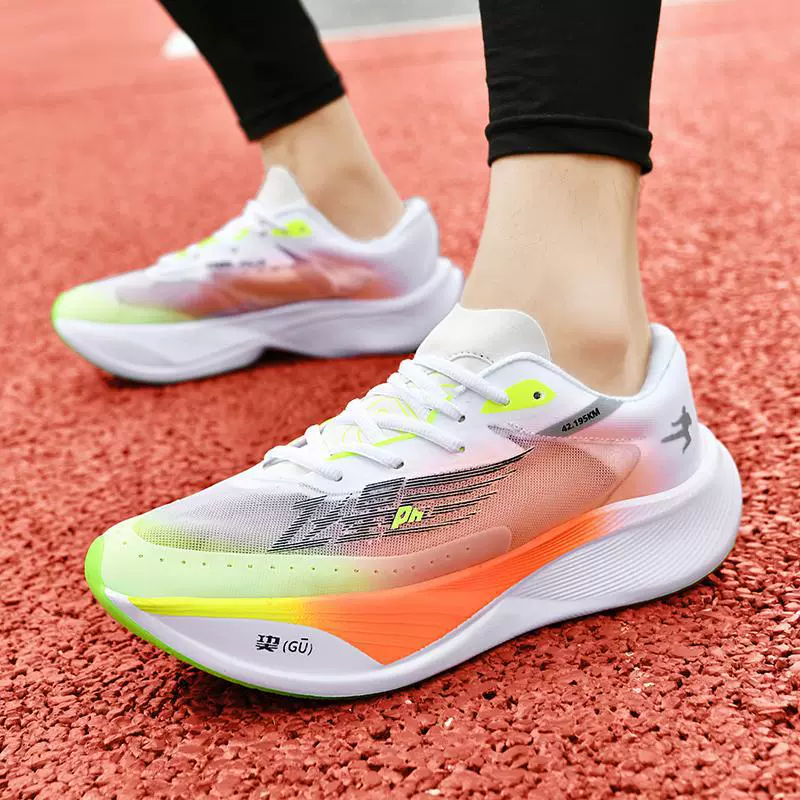 Летающие тканые туфли 2025 весна новый тренд мода повседневная легкая спортивная обувь мягкая подошва трансграничная мода мужская обувь